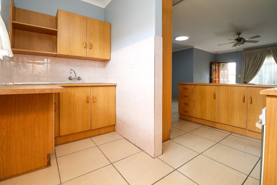 3 Bedroom Property for Sale in Flamwood North West